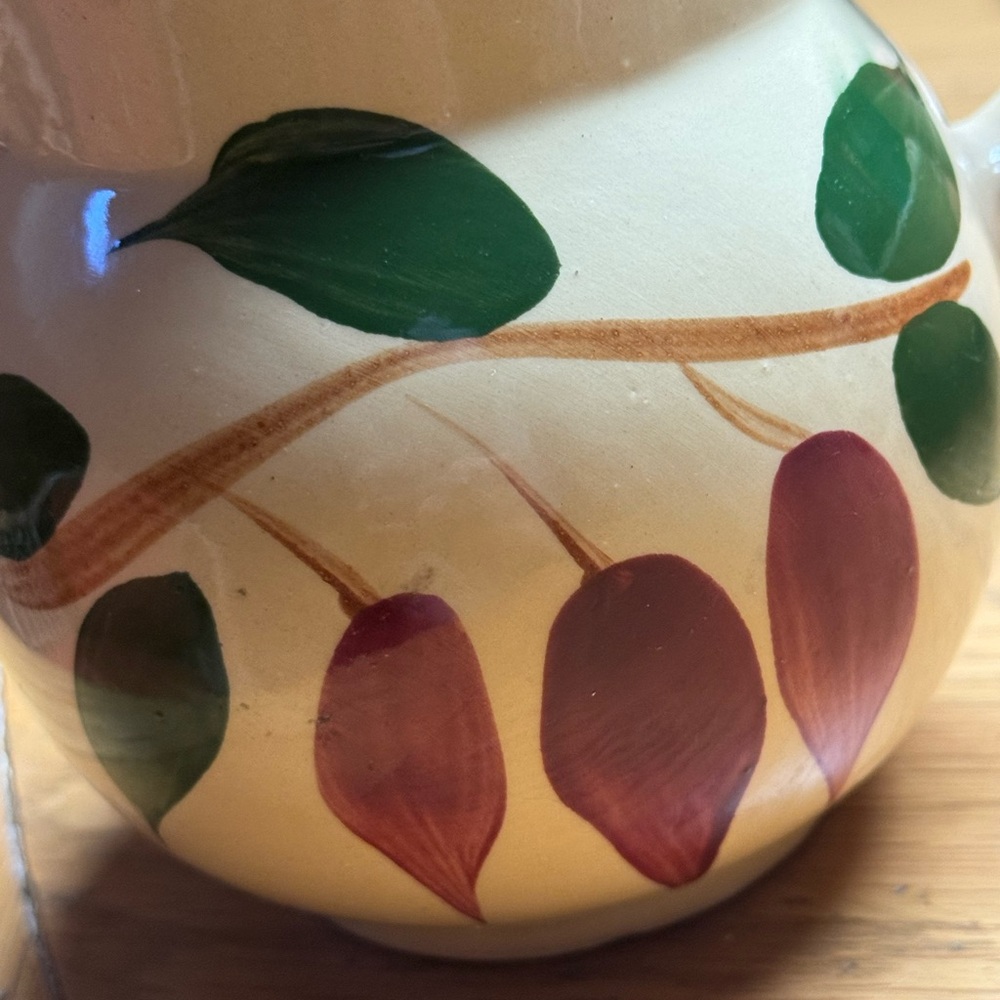 Vintage Watt Ware #15 Pitcher in Tear Drop Pattern -Mid Century - Picture 5 of 7